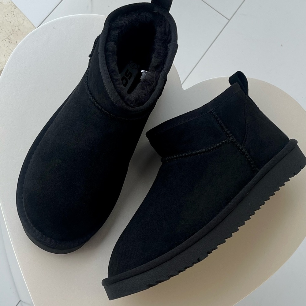 Cozy Black Ankle Boots